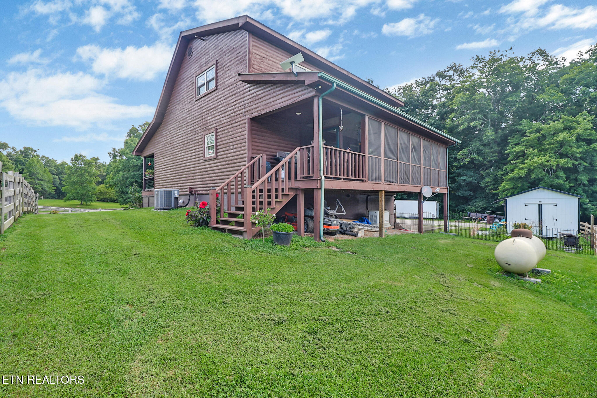 172 Taft Story Road Jamestown, TN 38556 - Photo 6 of 56 n44a5494-n44a5498