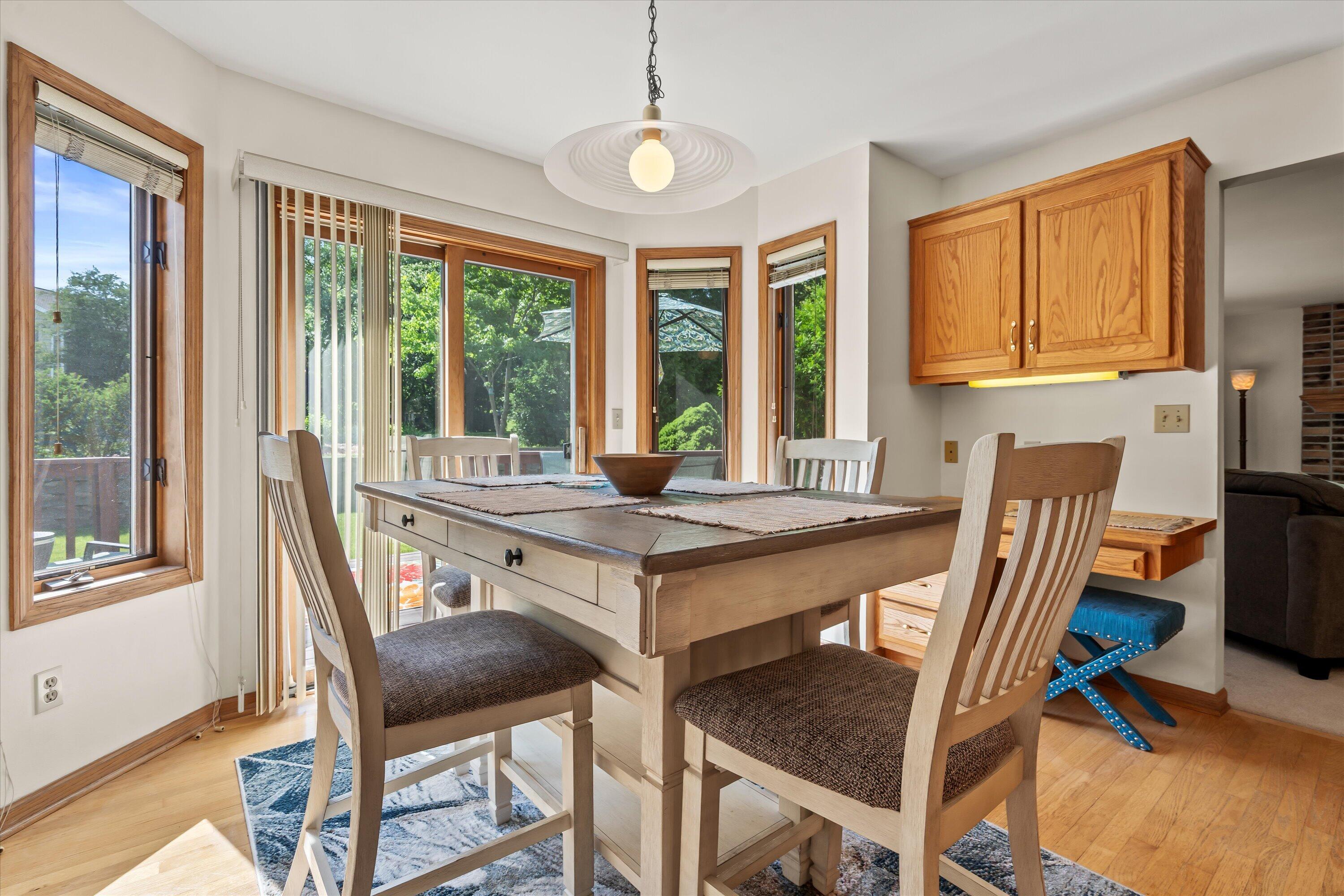 W168N5039 Stonefield Road Menomonee Falls, WI 53051 - Photo 13 of 34 Eat-In Kitchen