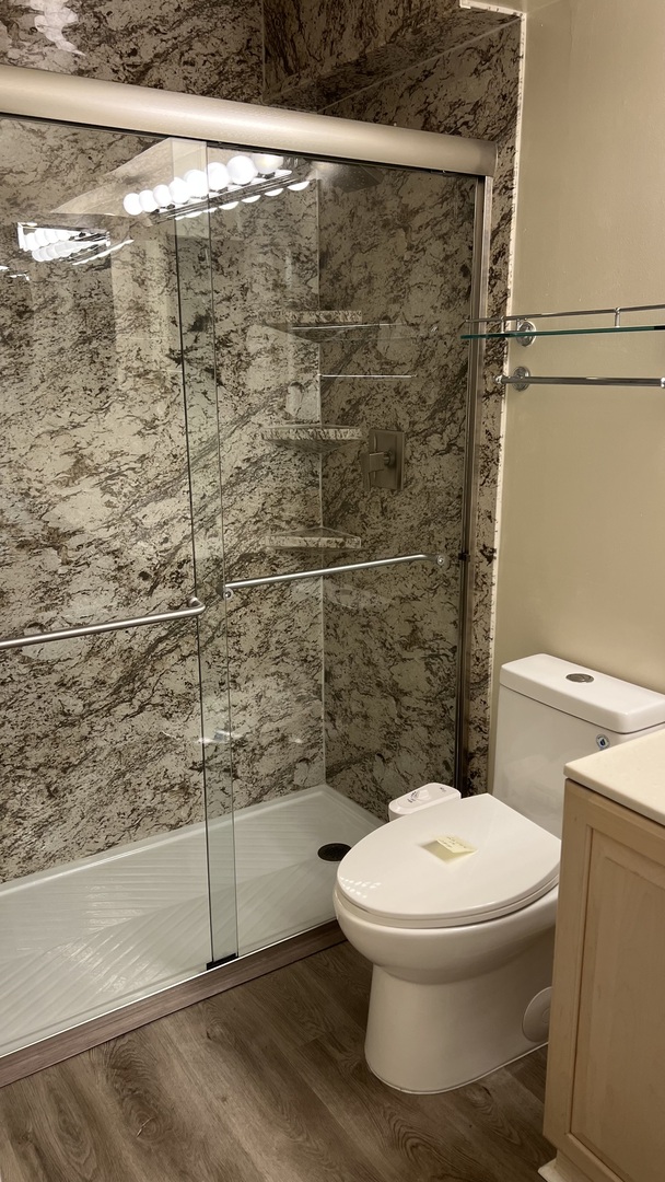 1227 South Old Wilke Road, Unit 406 Rolling Meadows, IL 60005 - Photo 8 of 16
