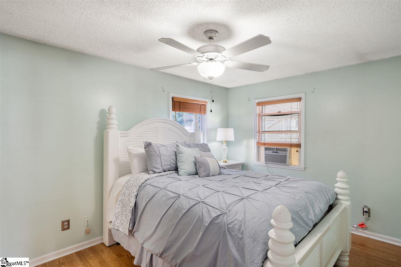 136 Wendy Lane Inman, SC 29349 - Photo 11 of 35