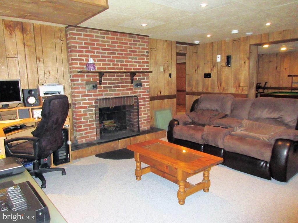 1945 Carlisle Road York, PA 17408 - Photo 12 of 22 Gallery Image 12