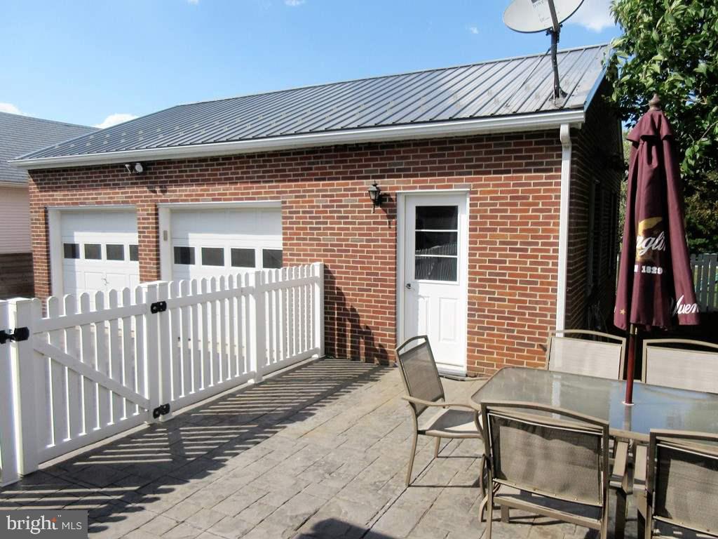 1945 Carlisle Road York, PA 17408 - Photo 18 of 22 Gallery Image 18
