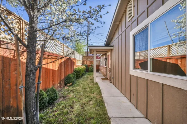 $2,075 | 58 Caliente Street, Reno, NV 89509