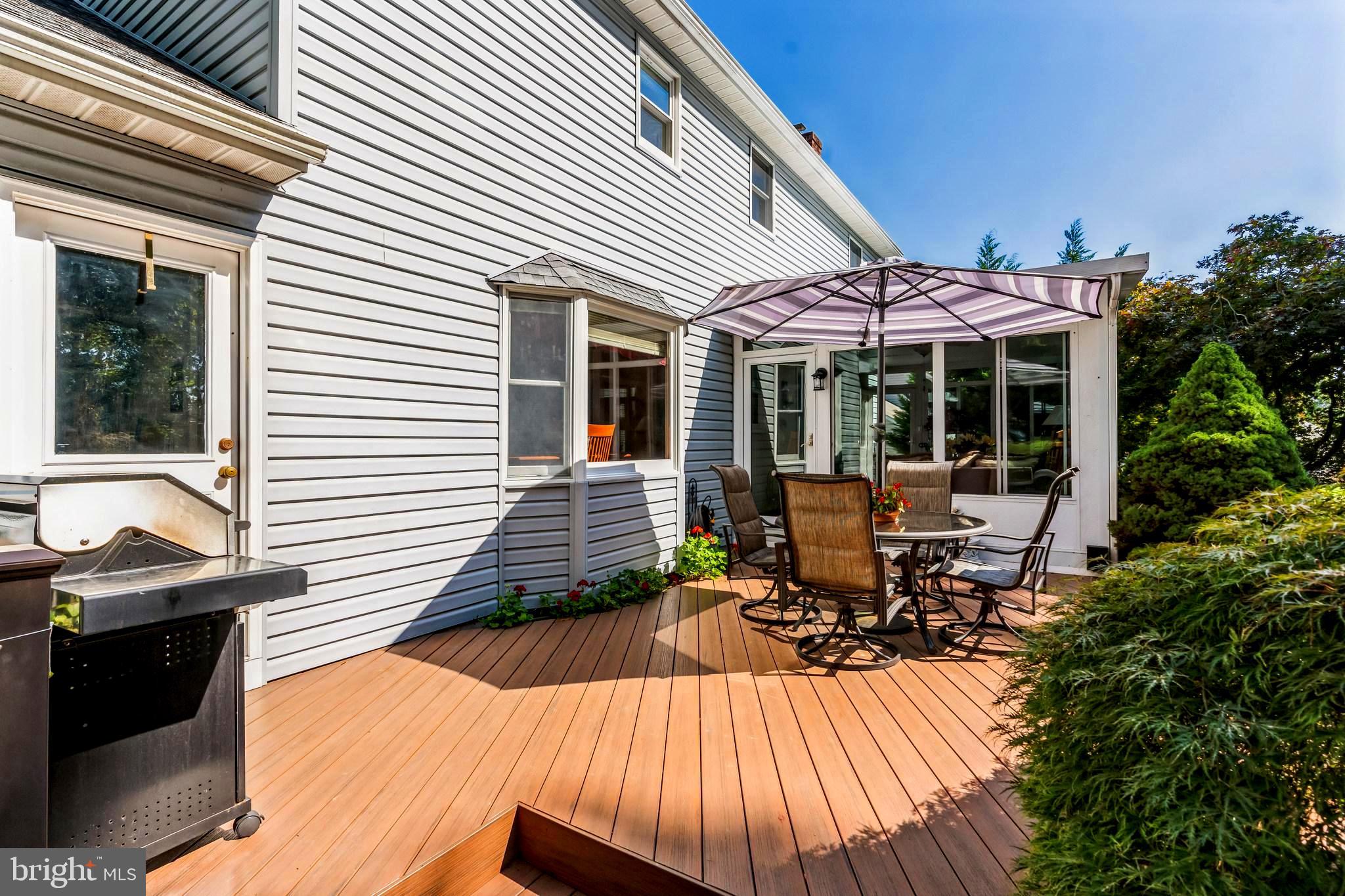 1120 Dodgson Road West Chester, PA 19382 - Photo 9 of 38 Beautiful Composite Deck