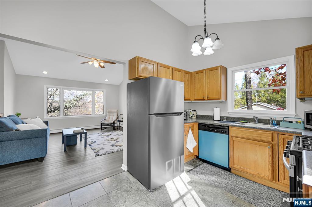 96 Papscoe Road West Milford, NJ 07421 - Photo 21 of 40