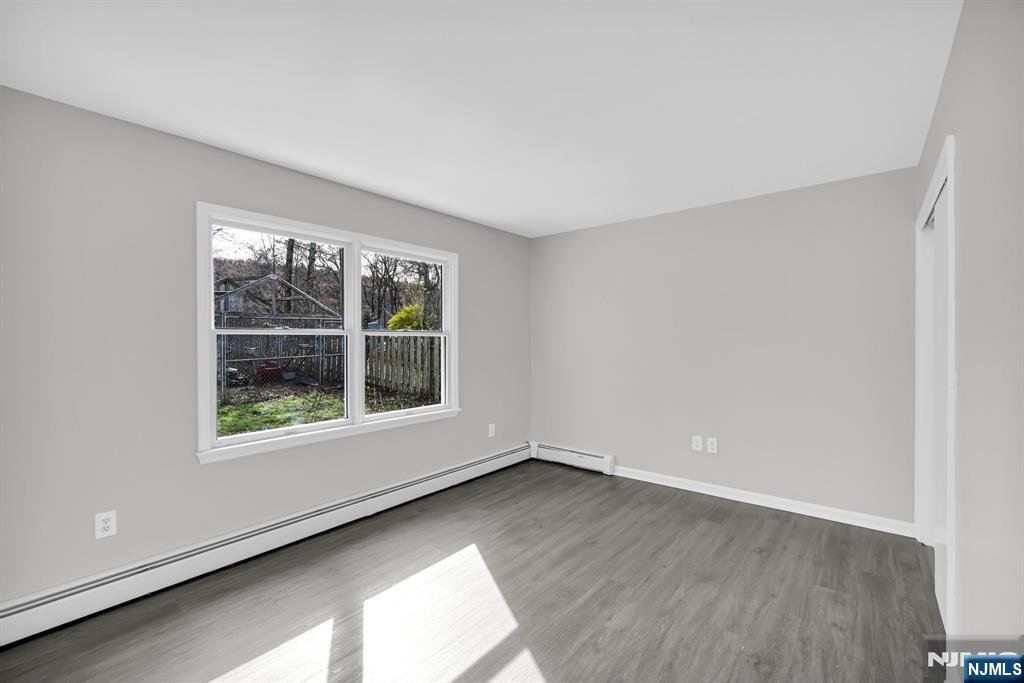 96 Papscoe Road West Milford, NJ 07421 - Photo 25 of 40