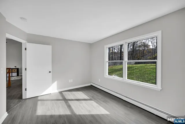 $419,900 | 96 Papscoe Road, West Milford, NJ 07421