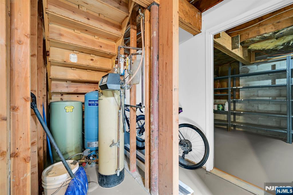 96 Papscoe Road West Milford, NJ 07421 - Photo 39 of 40