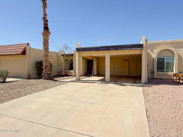 $1,695 | 812 West Duke Drive, Tempe, AZ 85283