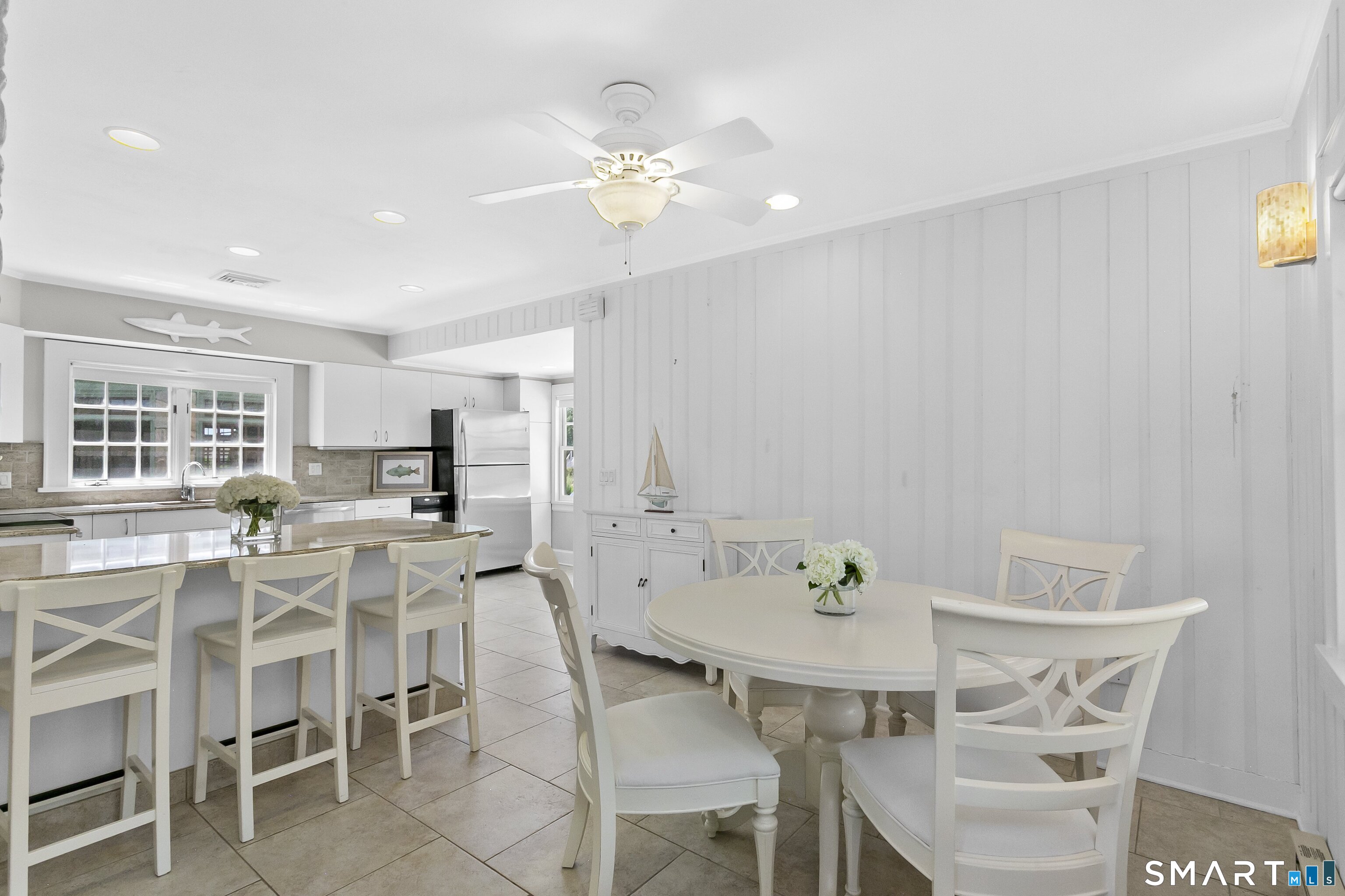 1871 Fairfield Beach Road Fairfield, CT 06824 - Photo 17 of 37