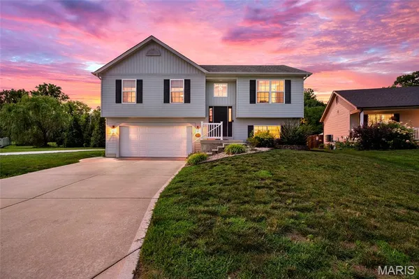$290,000 | 217 September Street, Moscow Mills, MO 63362