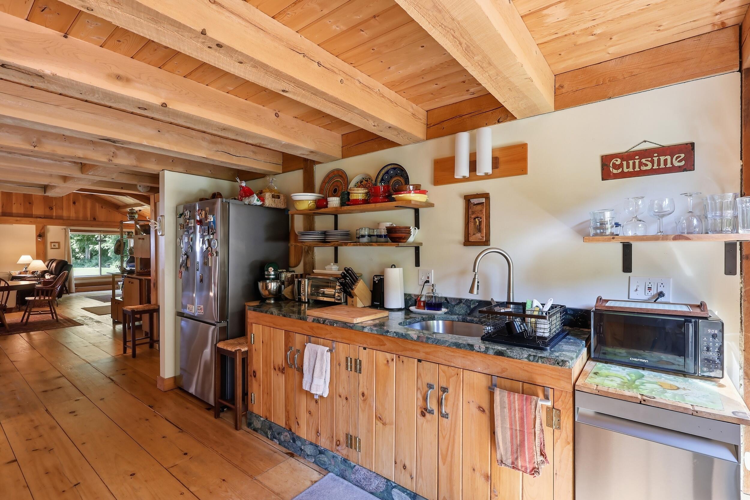 116 Rogers Road Kittery, ME 03904 - Photo 9 of 47 18_breauxmediaco_014