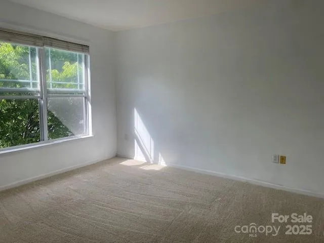 $215,000 | 202 Brickton Village Circle, Unit 305, Fletcher, NC 28732