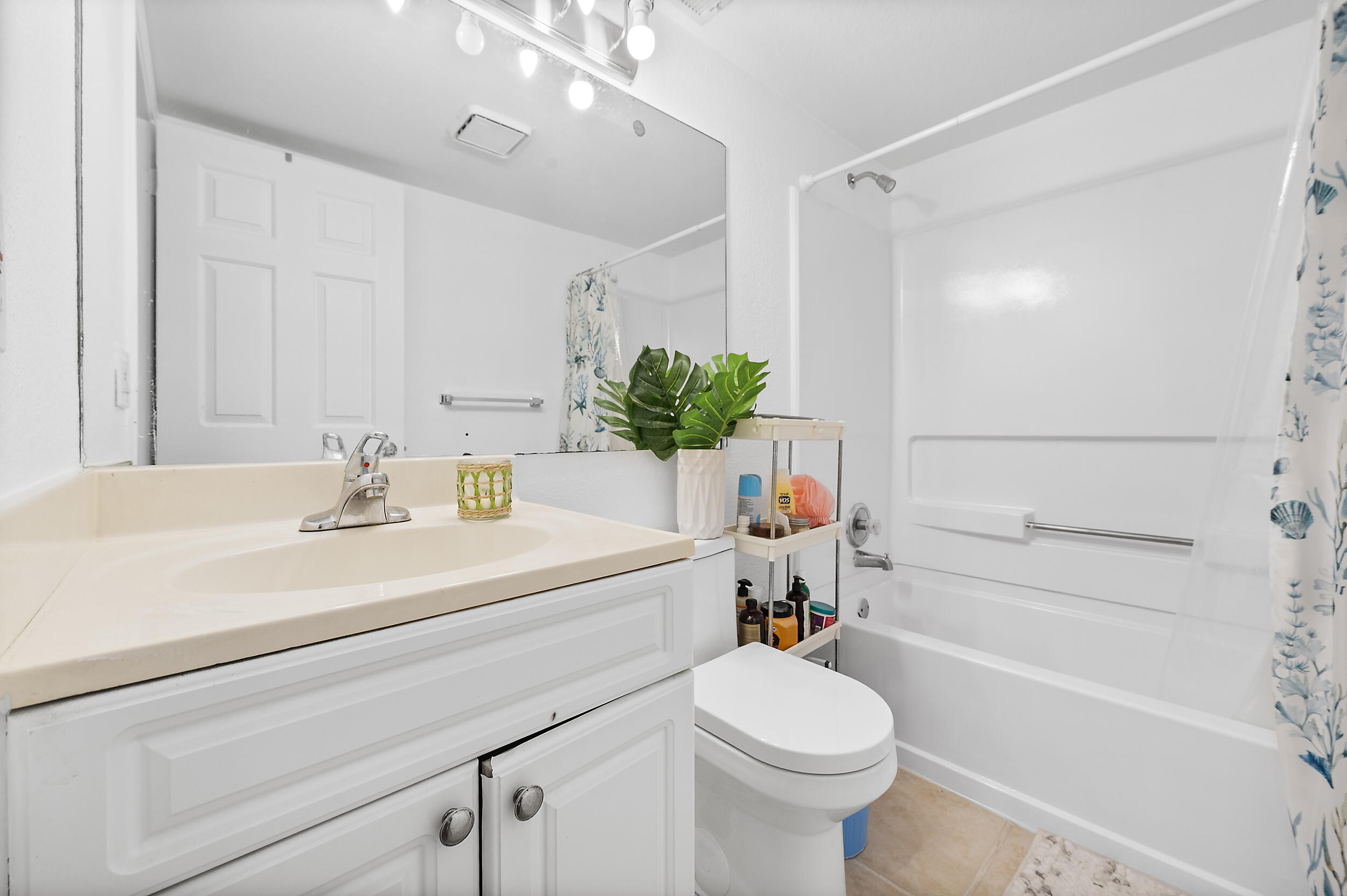8141 Severn Drive, Unit B Boca Raton, FL 33433 - Photo 26 of 34 dsc_3589