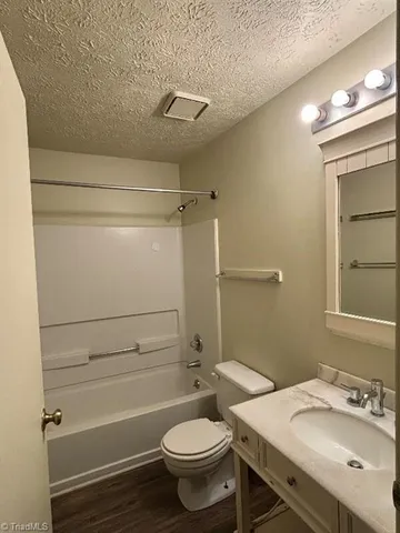 $385,000 | 2801 Henslowe Drive, Raleigh, NC 27603