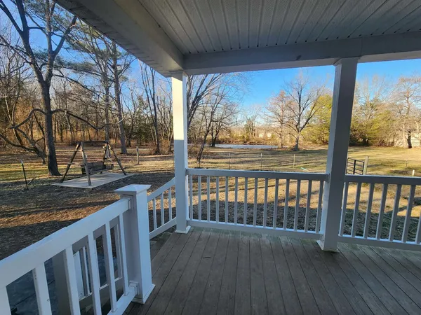 $275,000 | 9721 Fox Hunters Road, Mulkeytown, IL 62865