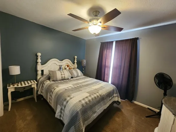 $275,000 | 9721 Fox Hunters Road, Mulkeytown, IL 62865