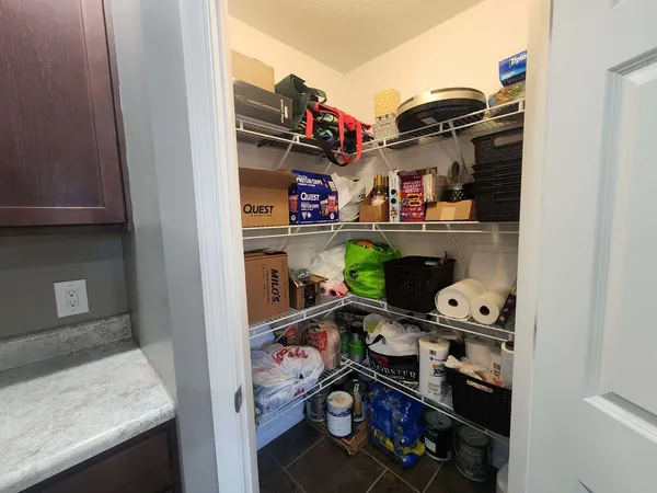 $275,000 | 9721 Fox Hunters Road, Mulkeytown, IL 62865