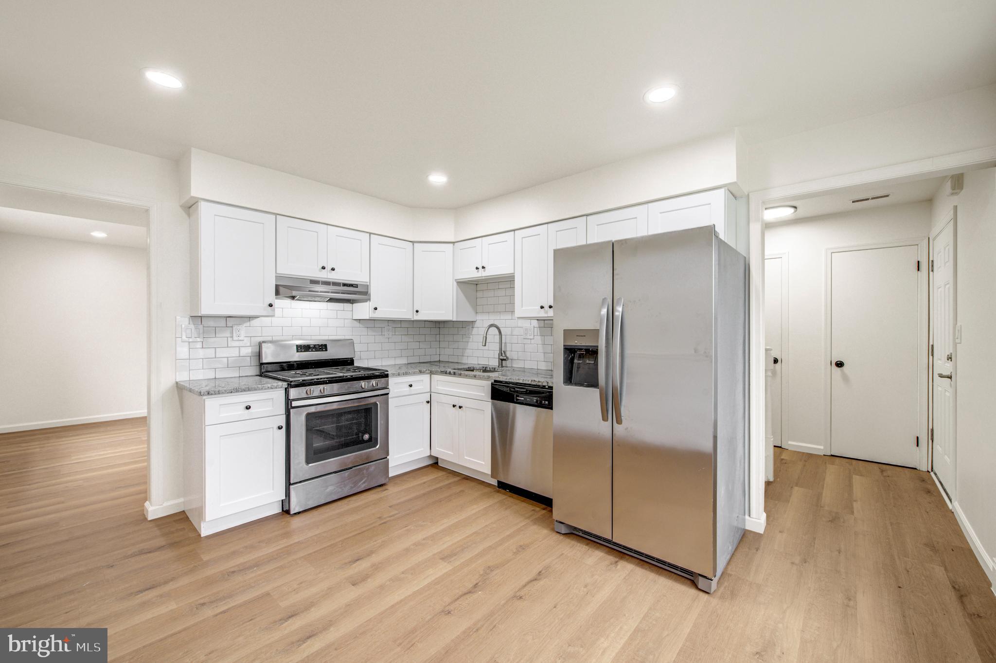 55 Hampton Gate Drive Sicklerville, NJ 08081 - Photo 14 of 28