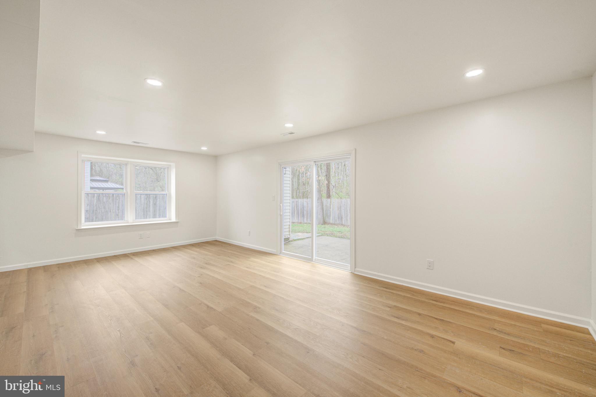 55 Hampton Gate Drive Sicklerville, NJ 08081 - Photo 16 of 28