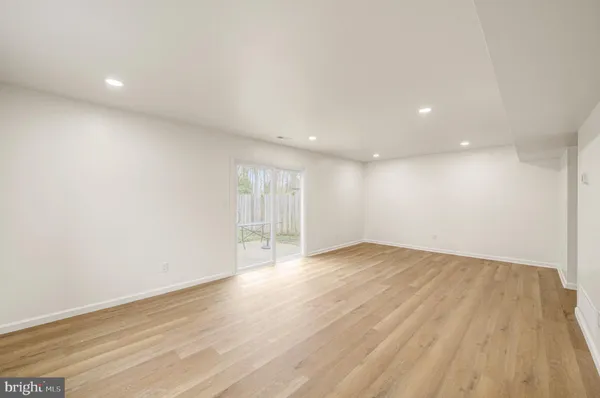 $2,200 | 55 Hampton Gate Drive, Sicklerville, NJ 08081