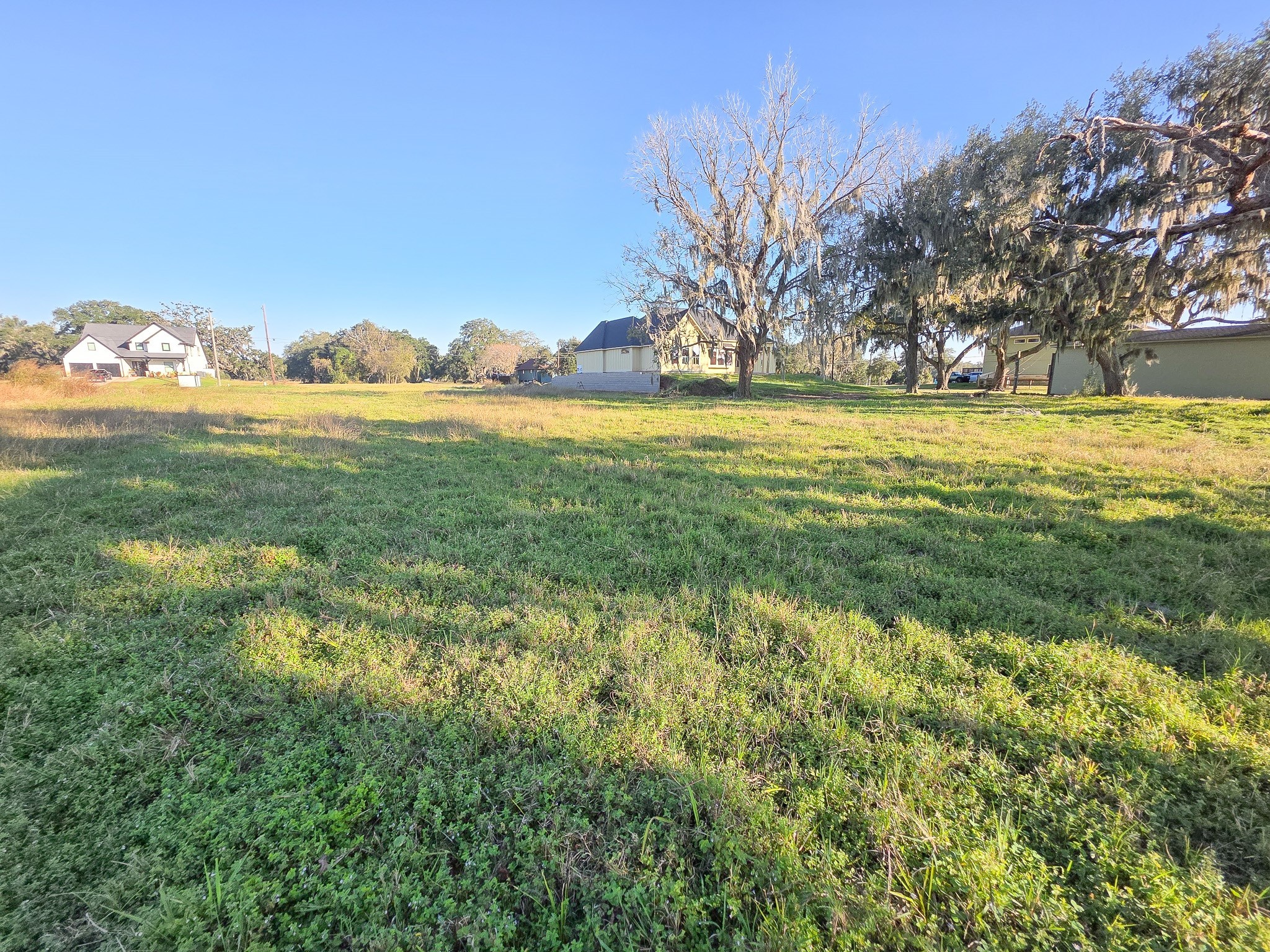 220 Pony Trail Angleton, TX 77515 - Photo 5 of 6 a view of outdoor space with mountain view