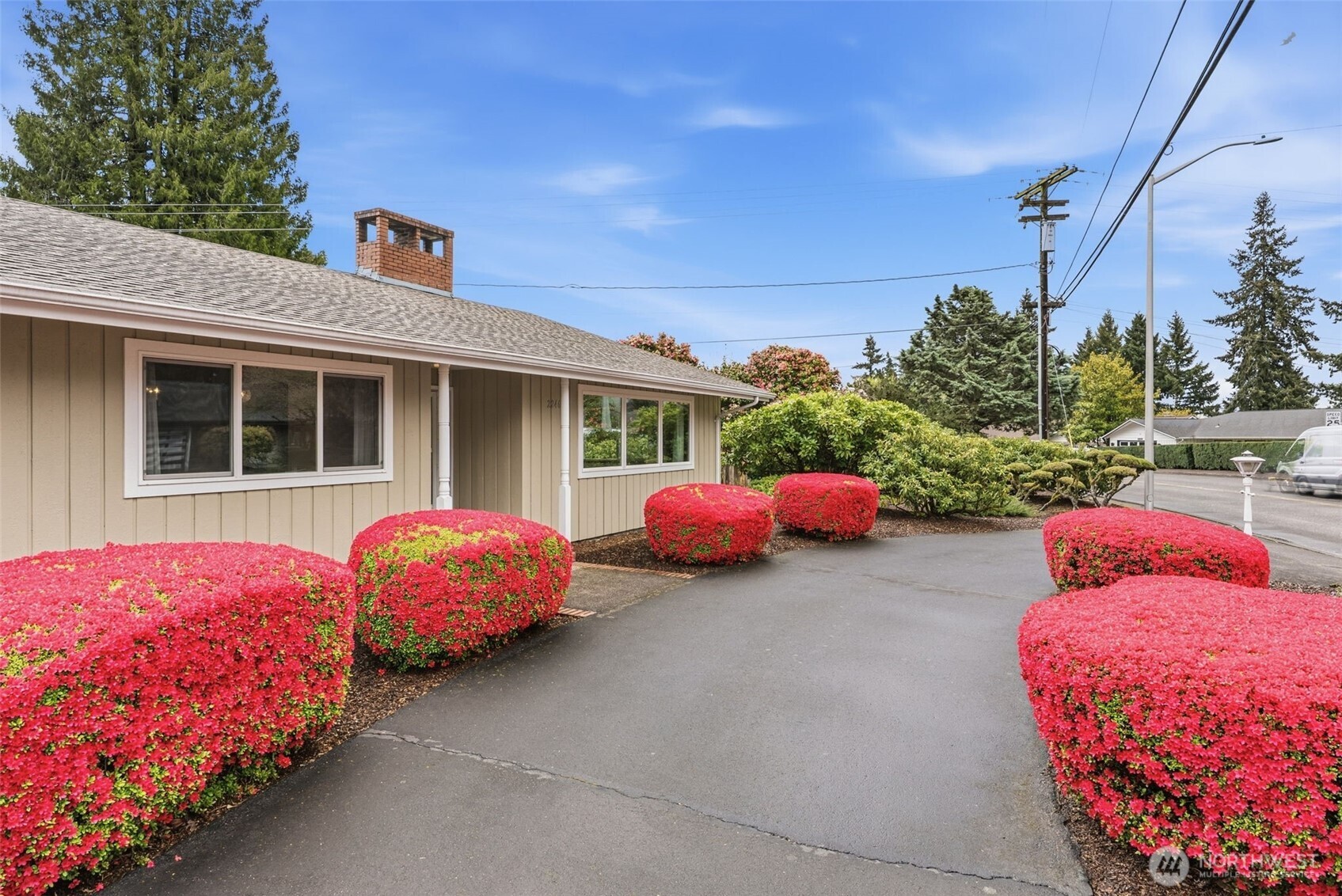 2246 Cascade Way Longview, WA 98632 - Photo 3 of 34