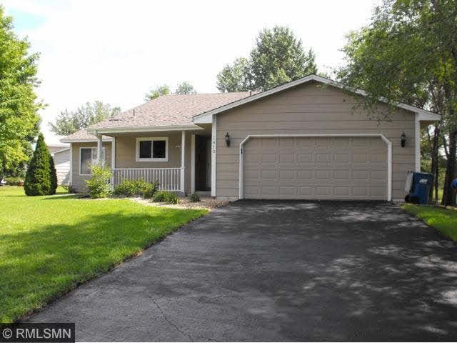 1410 Rice Creek Trail Shoreview, MN 55126 - Photo 6 of 18 Gallery Image 6