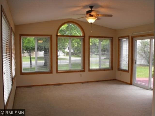 1410 Rice Creek Trail Shoreview, MN 55126 - Photo 9 of 18 Gallery Image 9