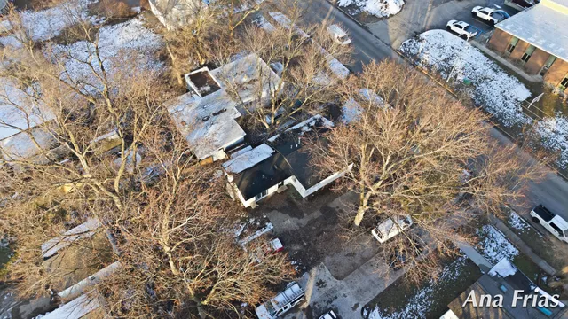 $240,000 | 3755 Jefferson Avenue Southeast, Wyoming, MI 49548