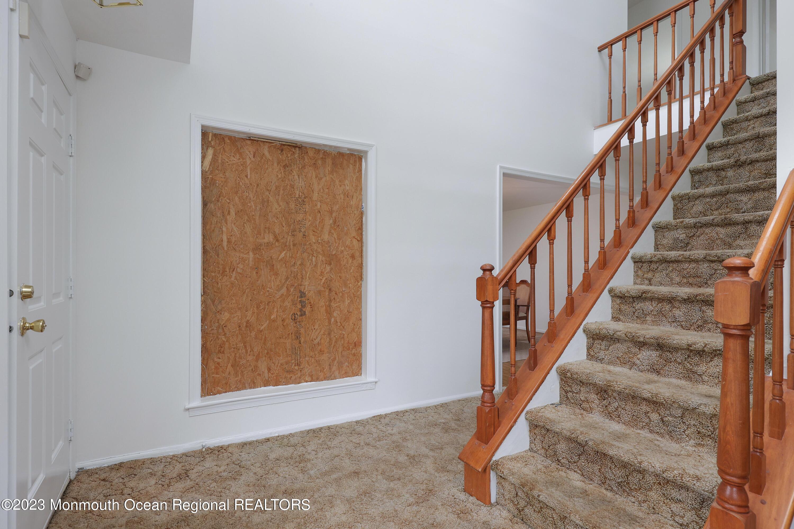 5 Greenfield Road Manalapan, NJ 07726 - Photo 23 of 30 Front Entranceway