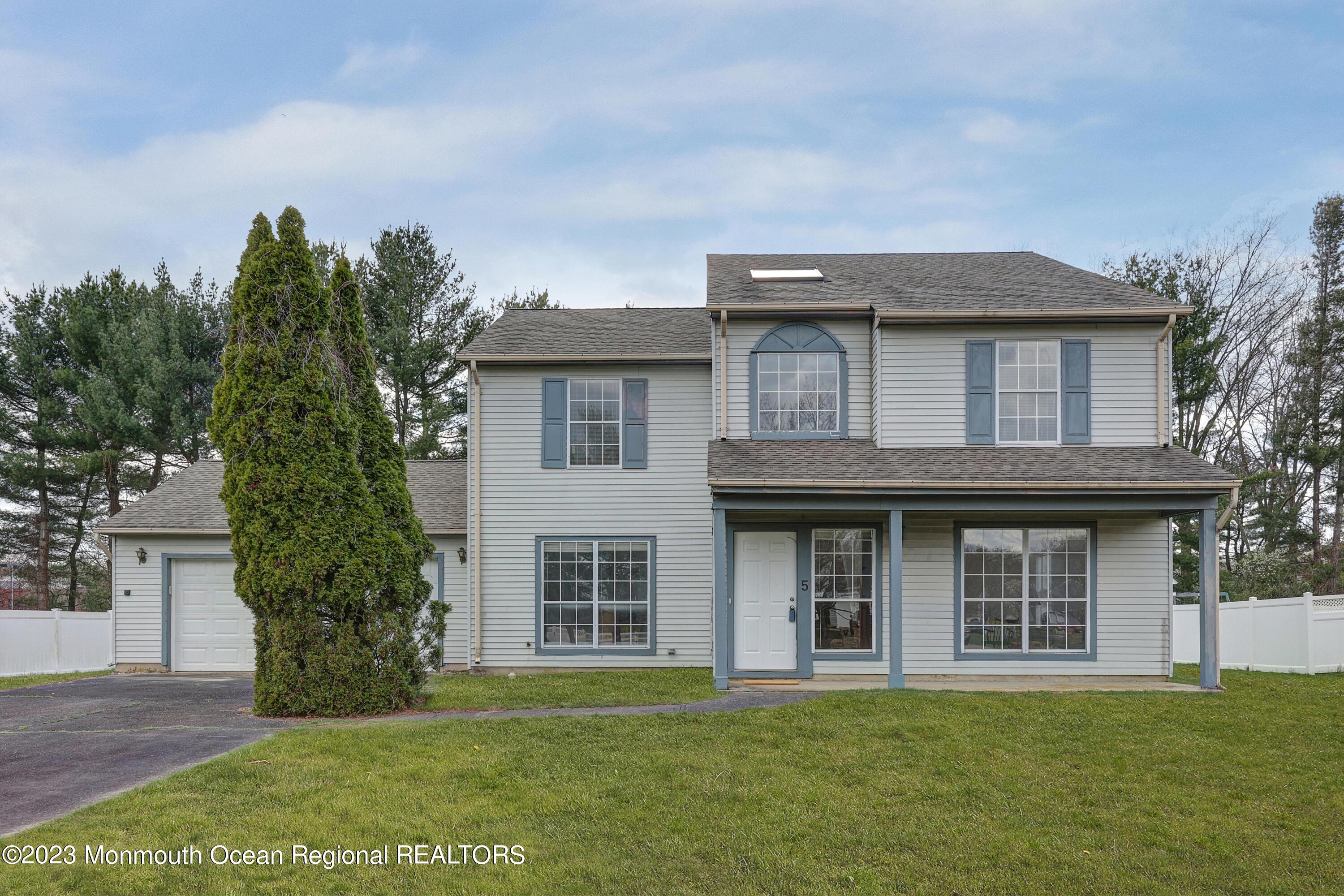 5 Greenfield Road Manalapan, NJ 07726 - Photo 4 of 30 5 Greenfield Road