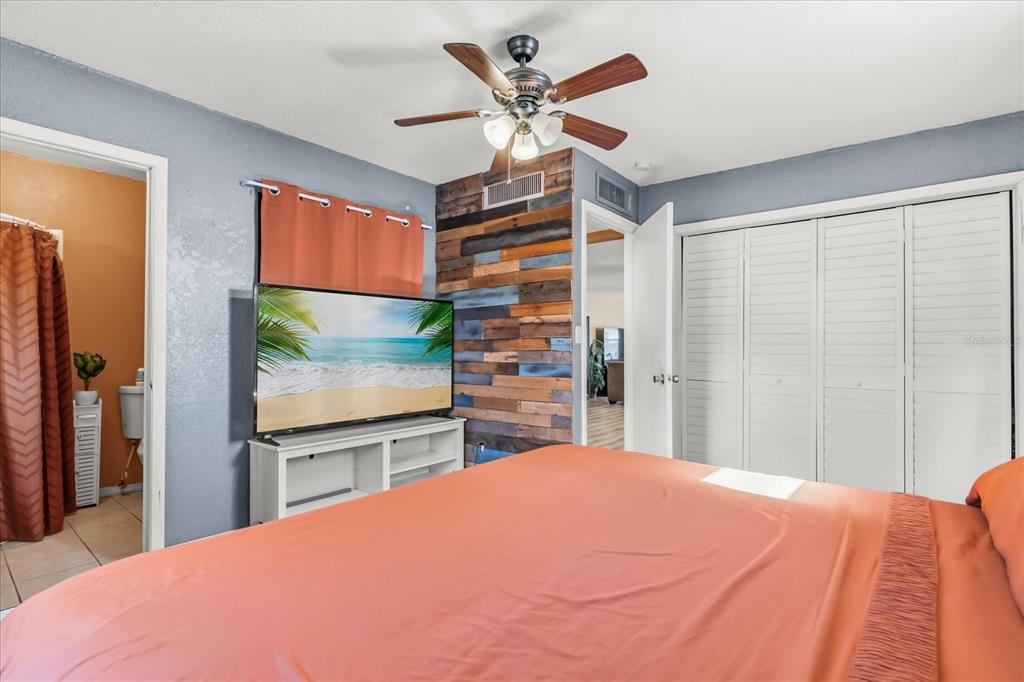 39560 Meadowood Loop Zephyrhills, FL 33542 - Photo 13 of 24