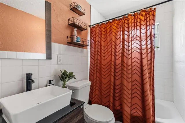 $250,000 | 39560 Meadowood Loop, Zephyrhills, FL 33542