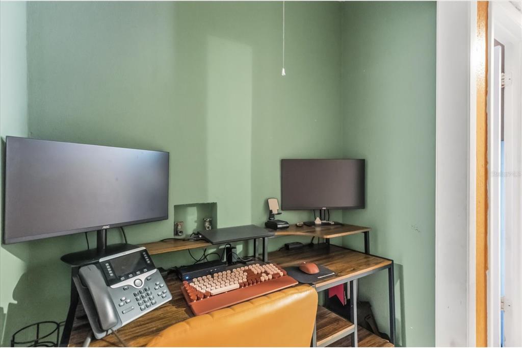 39560 Meadowood Loop Zephyrhills, FL 33542 - Photo 20 of 24