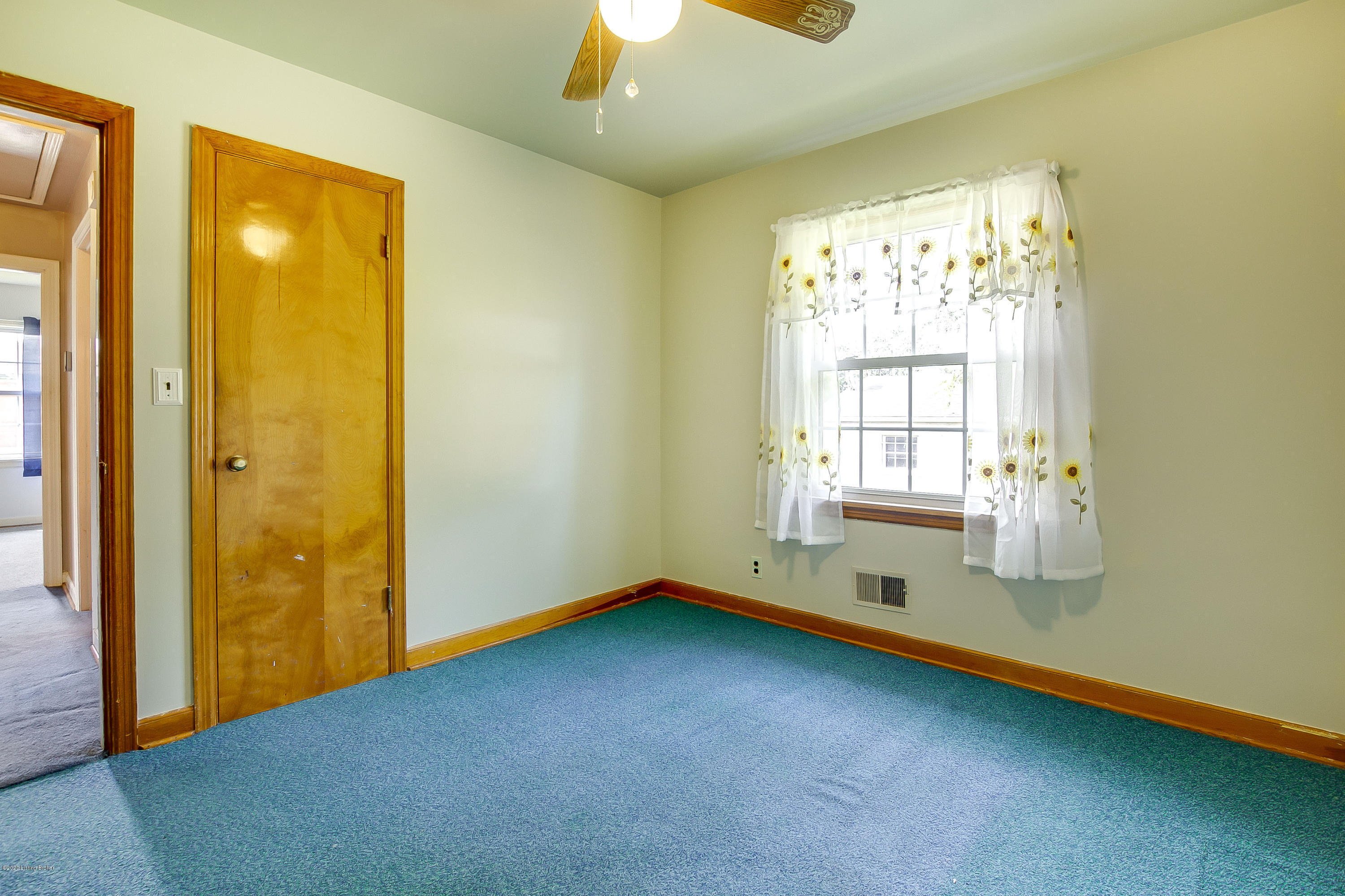 3446 Janell Road Louisville, KY 40216 - Photo 14 of 25 Bedroom 3