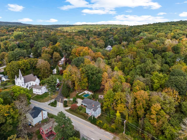 $689,000 | 58 Middle Haddam Road, East Hampton, CT 06456