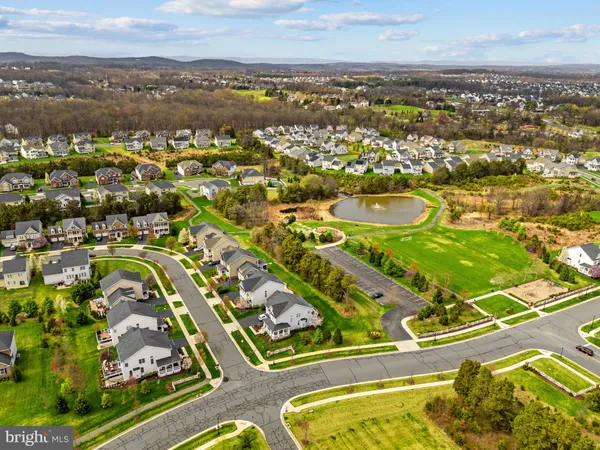 $1,250,000 | 24242 Purple Finch Drive, Aldie, VA 20105