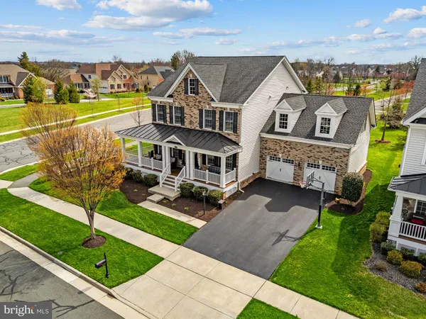 $1,250,000 | 24242 Purple Finch Drive, Aldie, VA 20105