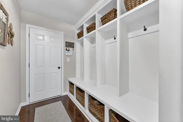 $1,250,000 | 24242 Purple Finch Drive, Aldie, VA 20105