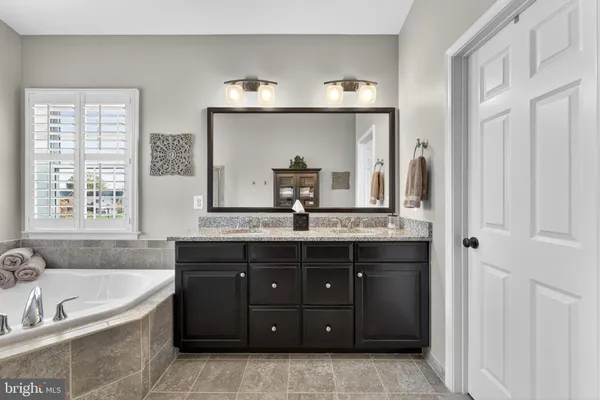 $1,250,000 | 24242 Purple Finch Drive, Aldie, VA 20105