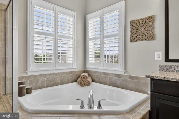 $1,250,000 | 24242 Purple Finch Drive, Aldie, VA 20105