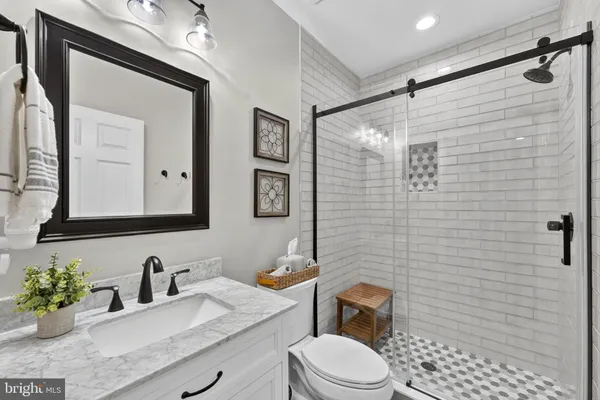 $1,250,000 | 24242 Purple Finch Drive, Aldie, VA 20105