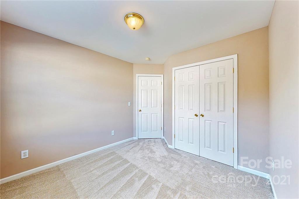 924 Azurine Circle Fort Mill, SC 29708 - Photo 29 of 41 a view of an empty room