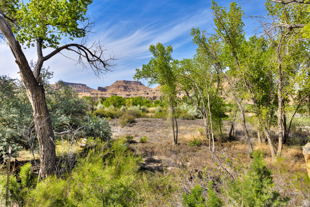 4915 Hastings Road Green River, UT 84525 - Photo 27 of 38