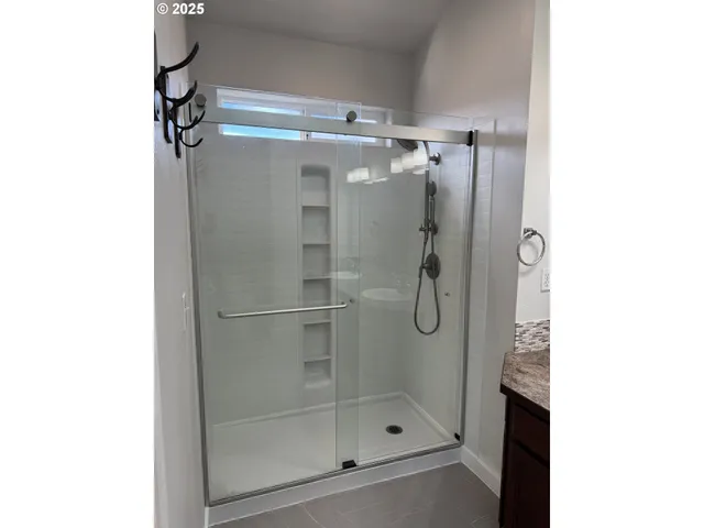 $510,000 | 4015 Scenic Drive, Unit 4027, Eugene, OR 97404