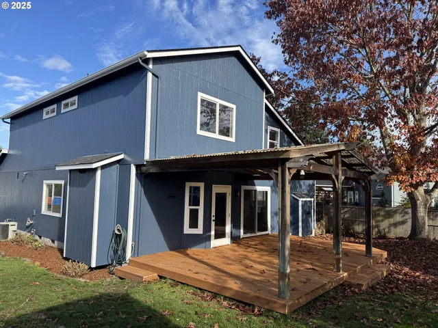 $510,000 | 4015 Scenic Drive, Unit 4027, Eugene, OR 97404