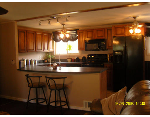 85 Sunset Drive Springfield, MA 01109 - Photo 2 of 12