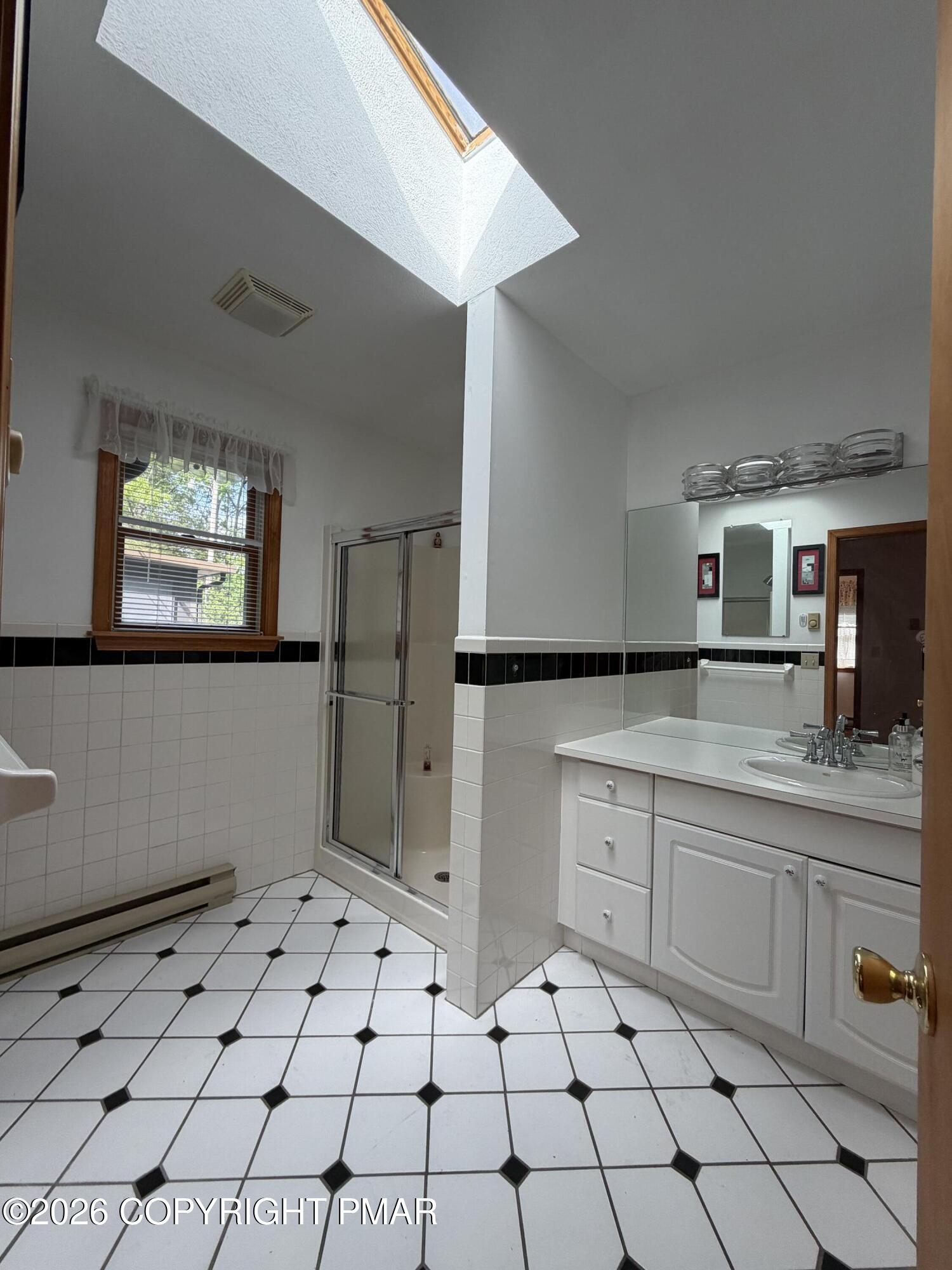 197 Hummingbird Trail Bushkill, PA 18324 - Photo 21 of 33 Primary Bathroom