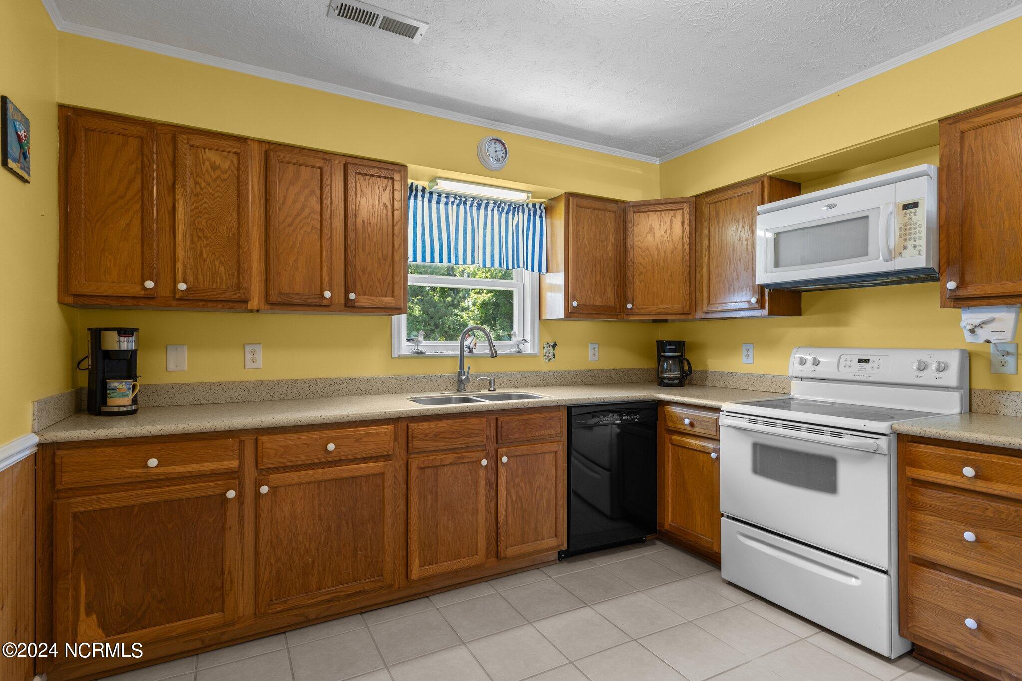139 Ruth Lane Beaufort, NC 28516 - Photo 24 of 41 23-web-or-mls-1S3A7423